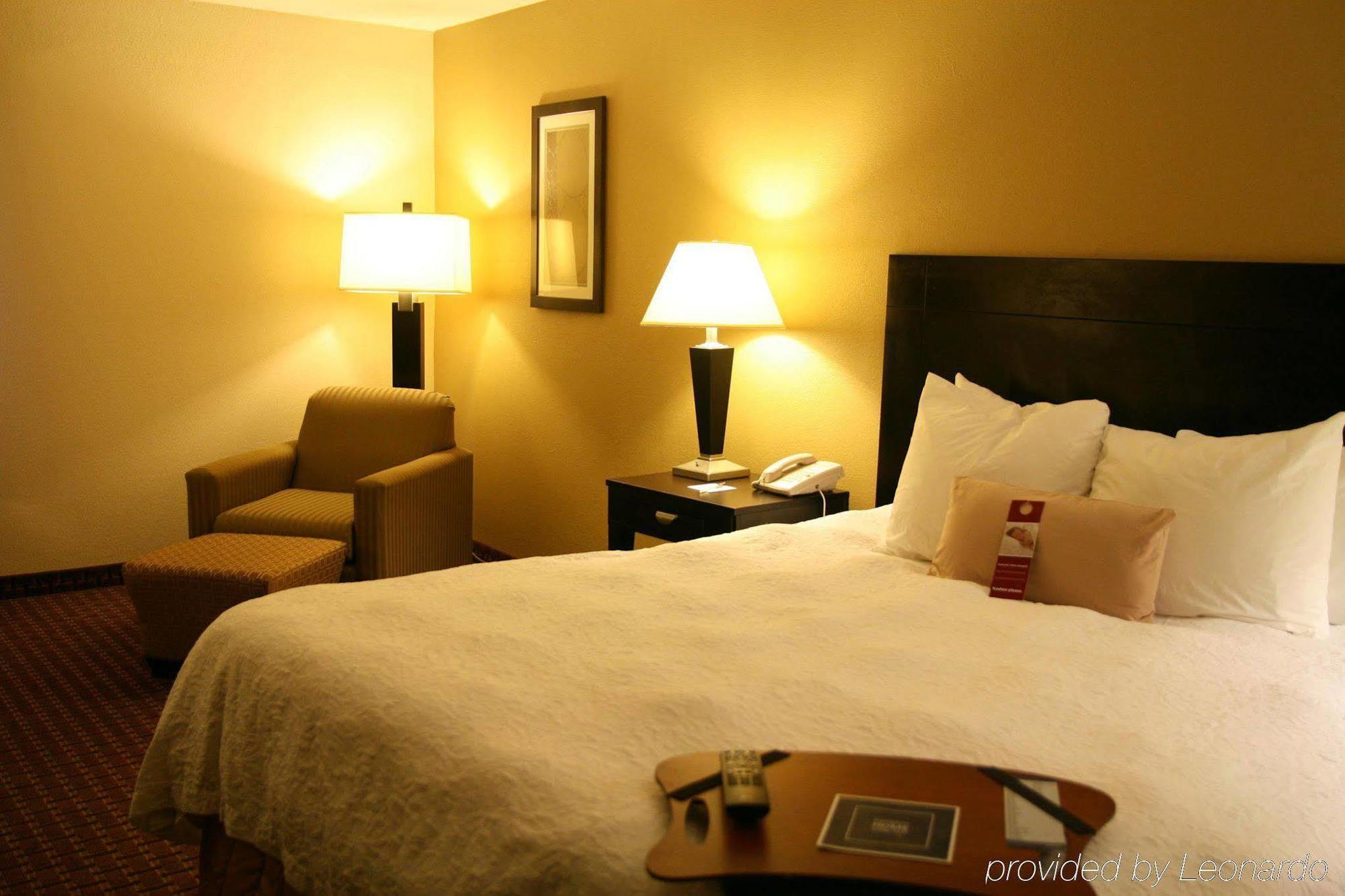 Hampton Inn Biloxi-Ocean Springs Room photo